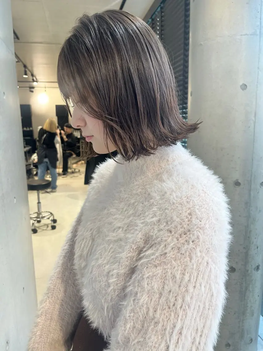 セミロング カラー パーマ ヘアアレンジ ヘアカラー 透明感/オリーブ/ グレージュ/YUKAのヘアスタイル