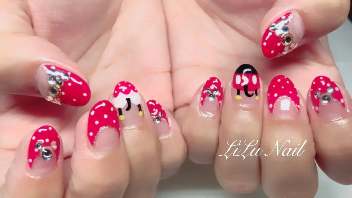 ネイル フレンチネイル モチの良さ◉ フィルインネイル♡のネイルデザイン