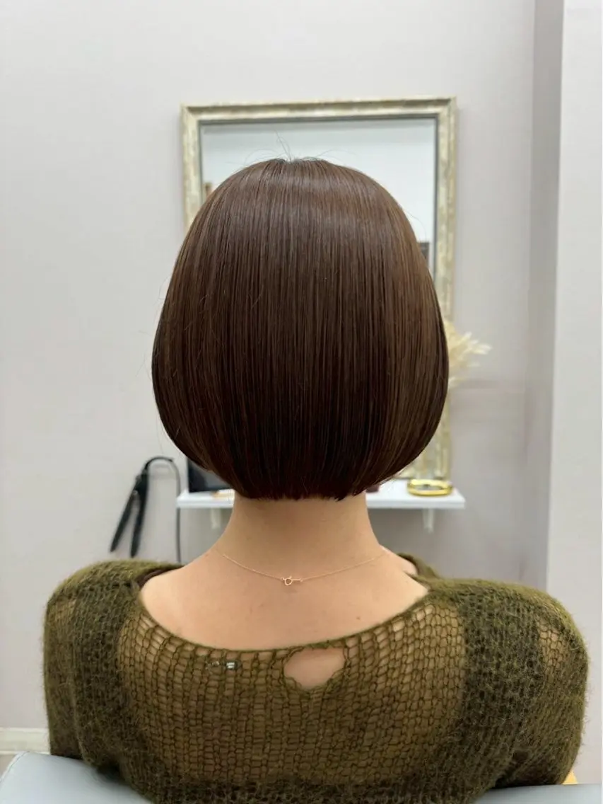 ショート カラー ベージュカラー オリーブベージュ オリーブカラー ボブ トリートメント ayane あやねのヘアスタイル
