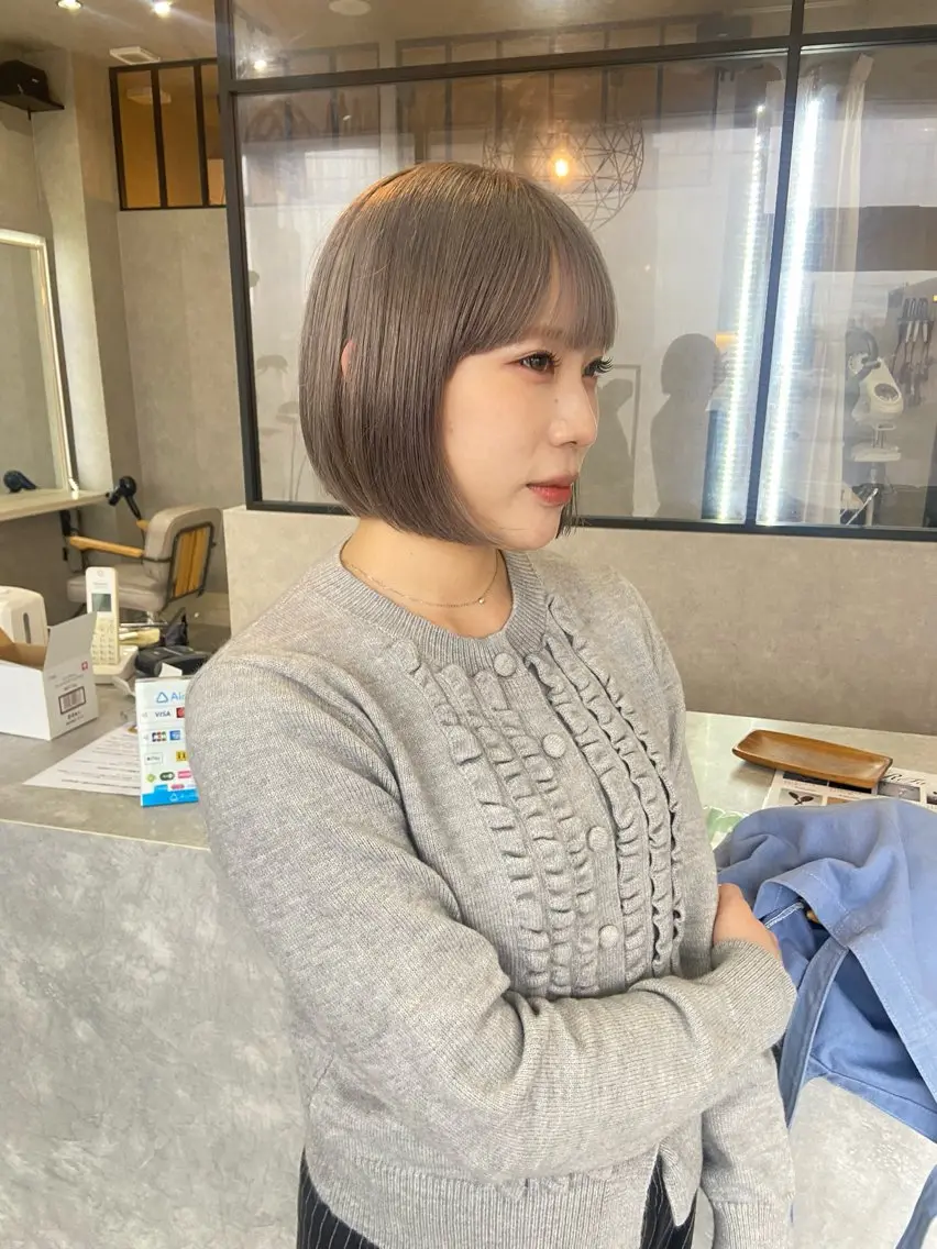 ショート ヘアカラー 山岸 未玖のヘアスタイル