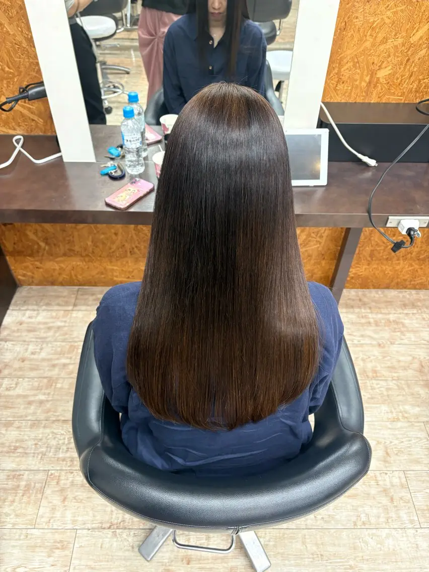 ロング 縮毛矯正 三堀 七海のヘアスタイル