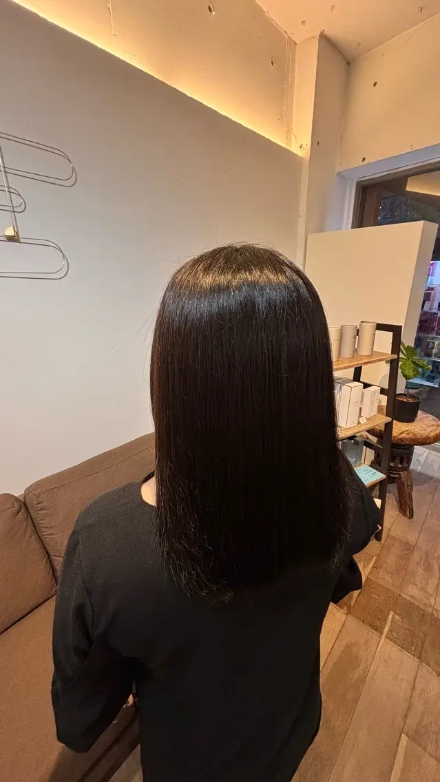 ミディアム カラー 角田 癒音のヘアスタイル