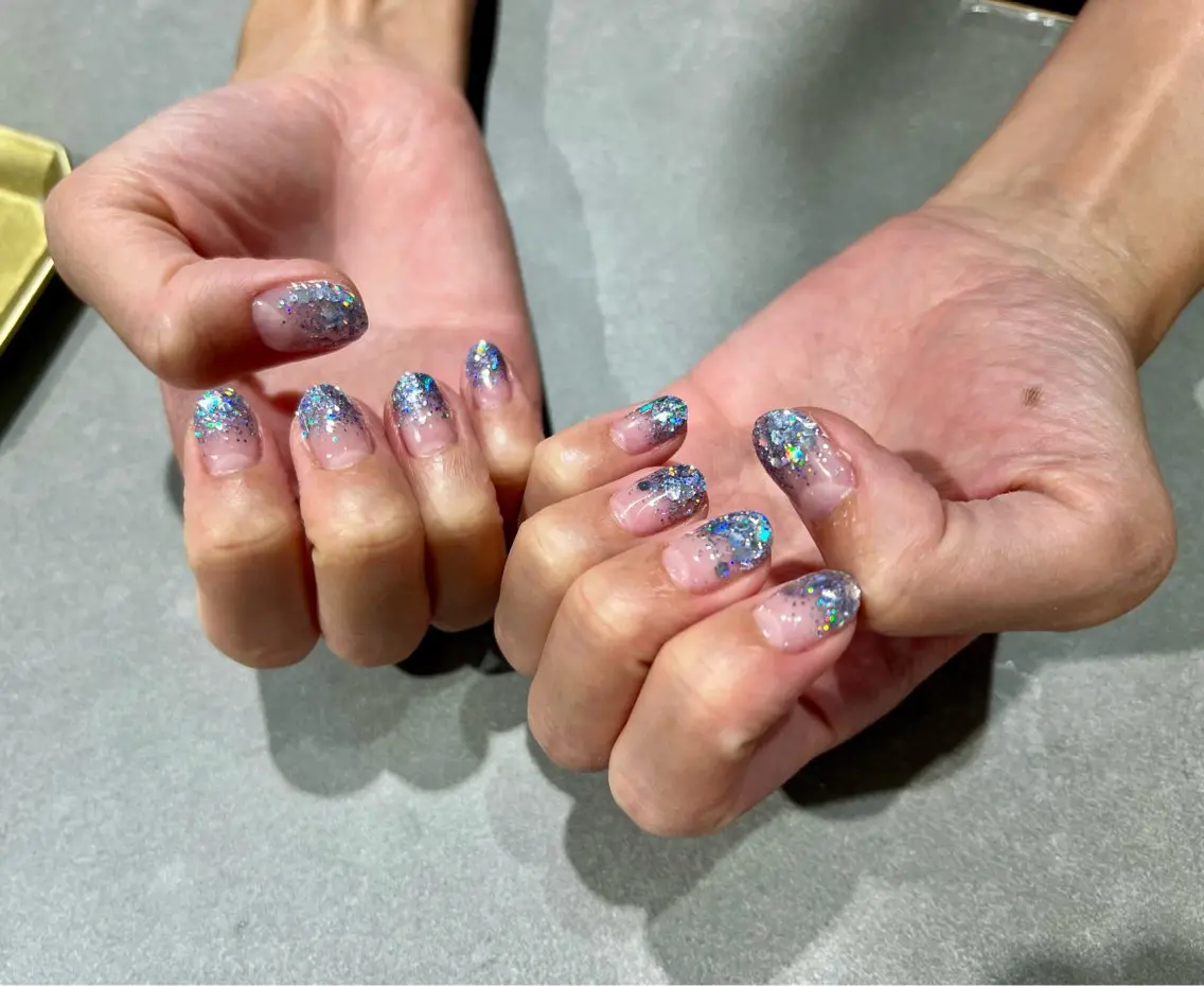 ネイル グラデーション ラメ(グリッター) ラメグラデーション 💎【IRY】💎 Tsukiのネイルデザイン