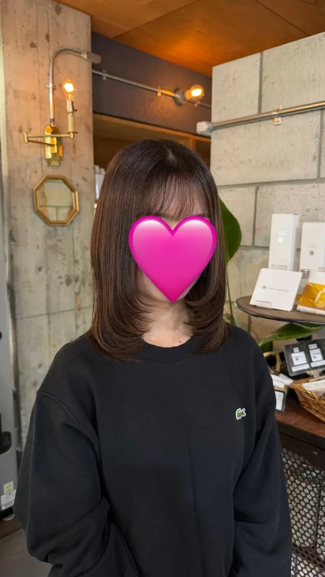 ミディアム レイヤーカット カット 倉本 美優のヘアスタイル