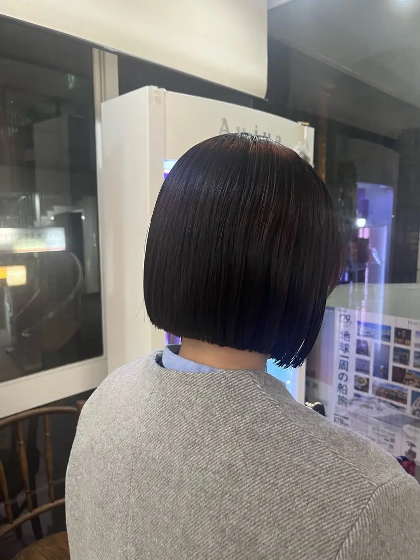 ショート 切りっぱなしボブ ボブ カラーソムリエ🎨 seina🪐のヘアスタイル