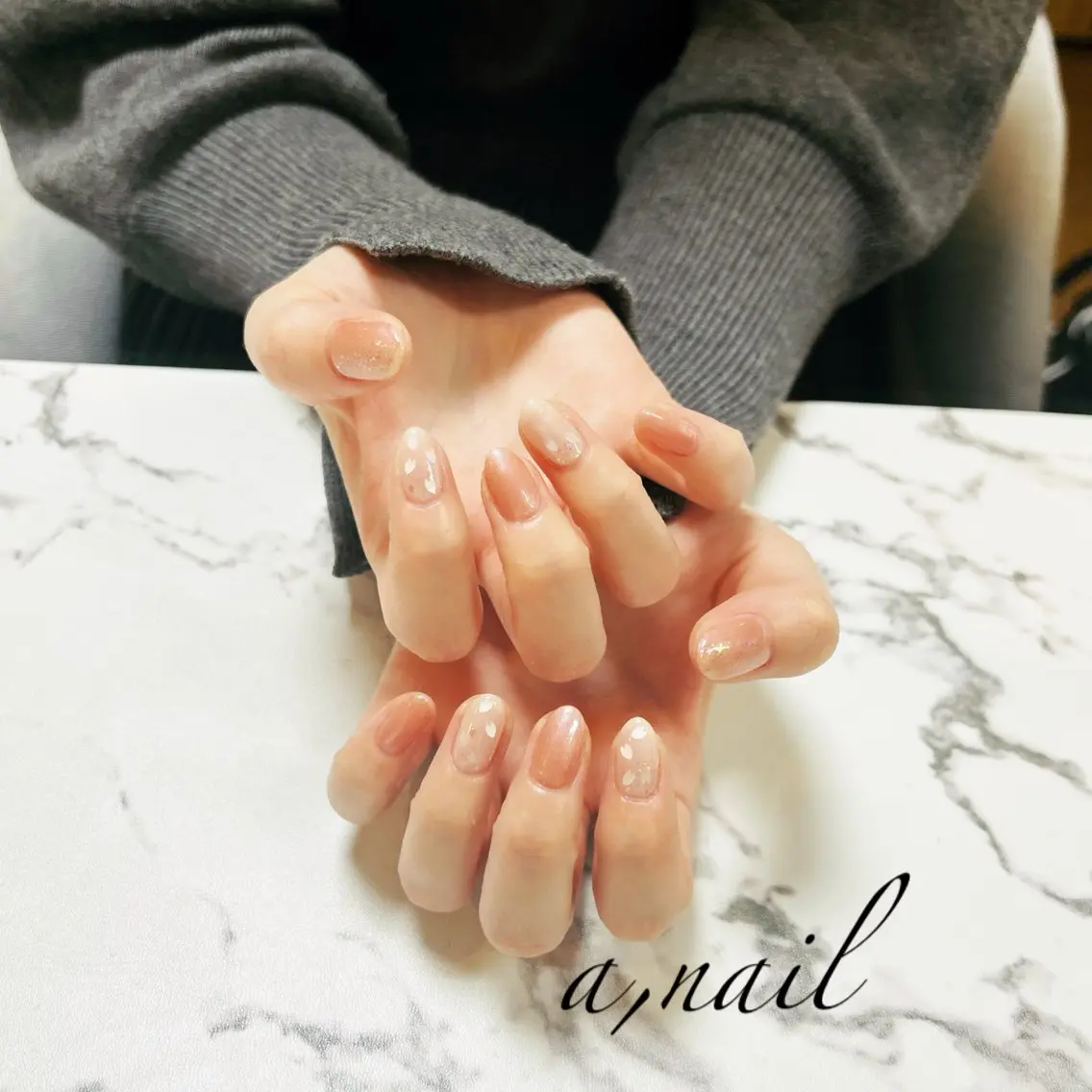 ネイル オーロラネイル 桜ネイル フラワーネイル グラデーション キラキラネイル ハンドネイル ネイルサロン エーネイルのネイルデザイン