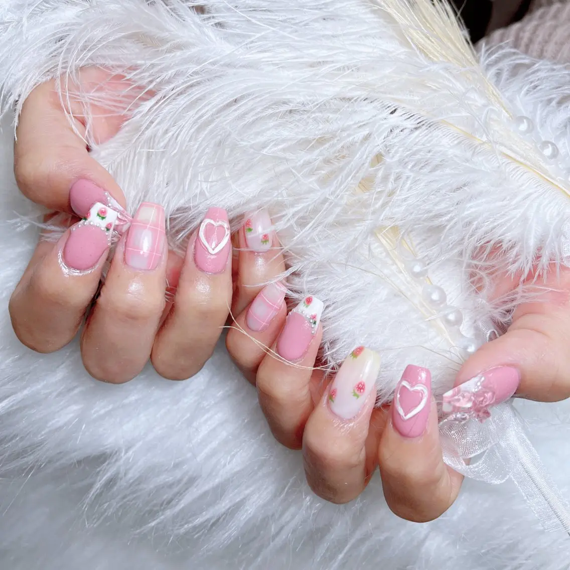 ネイル Glow Nail スカルプ専門店のネイルデザイン