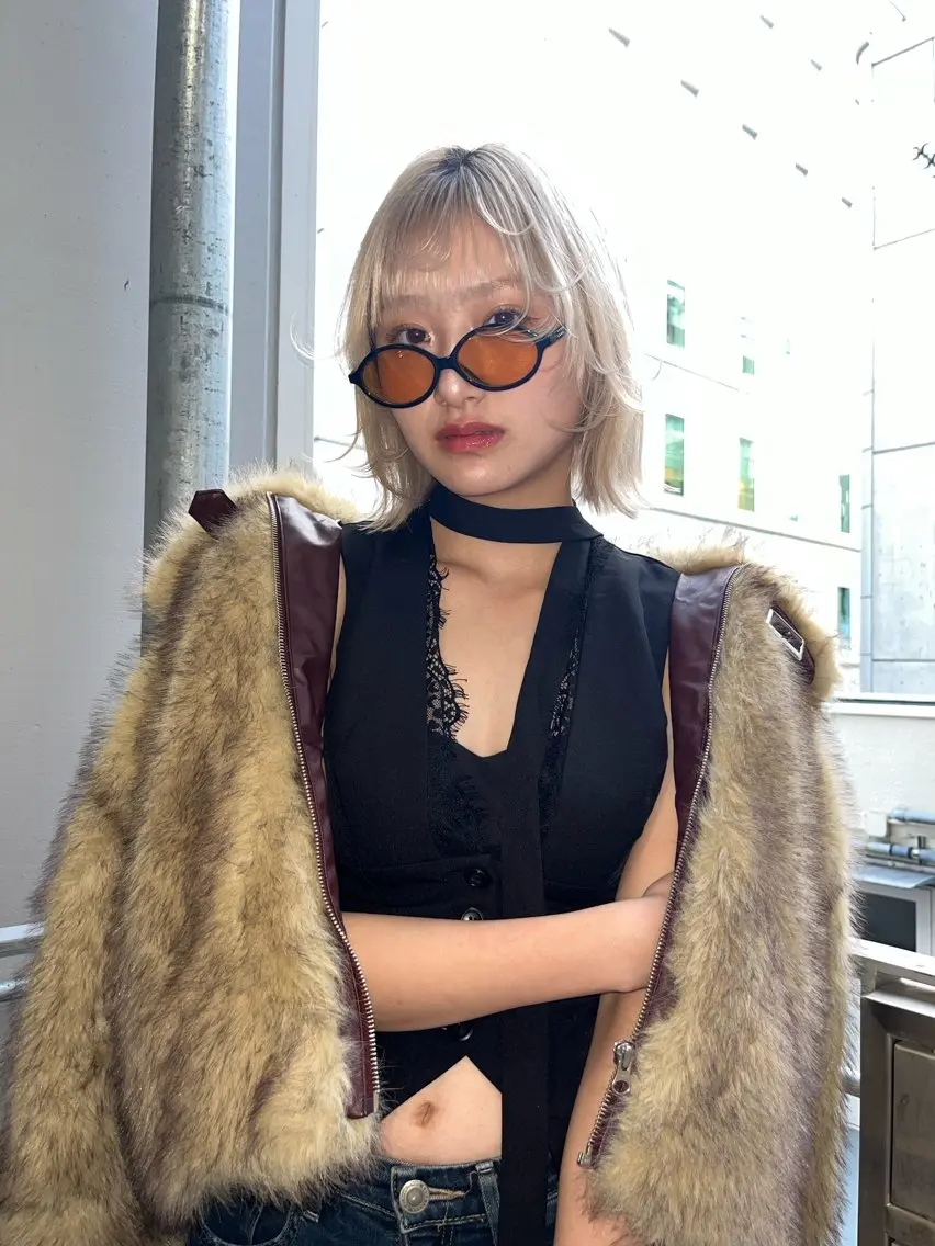ショート カラー morita yunaのヘアスタイル