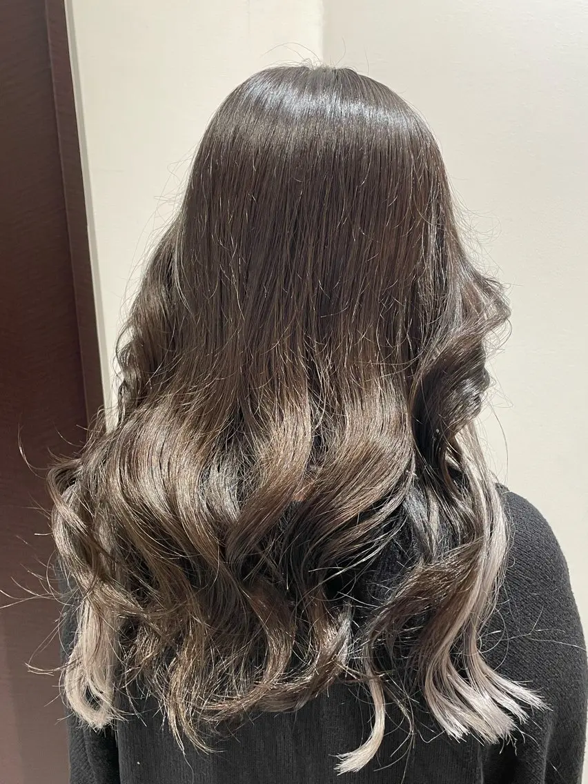 ロング ヘアアレンジ ヨシンモリ 艶カラー/ブリーチ /アレンジ/特化🫧のヘアスタイル