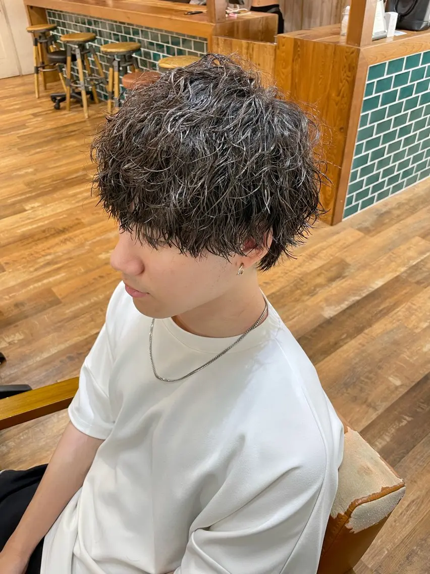 ショート パーマ メンズ カット パーマ トリートメント 🔥メンズ特化パーマ 🦖増田弘明🦖のヘアスタイル