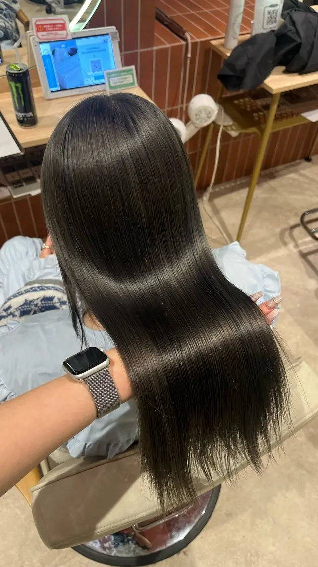 ロング カラー ヘアカラー トリートメント 🎀暖色カラー/ HANA🎀のヘアスタイル