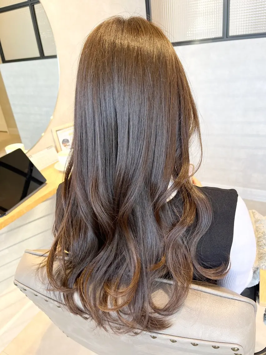 【ロング限定🌟毛先を整えたい方必見💡】メンテナンスカット✂️➕透明感カラー💎の写真