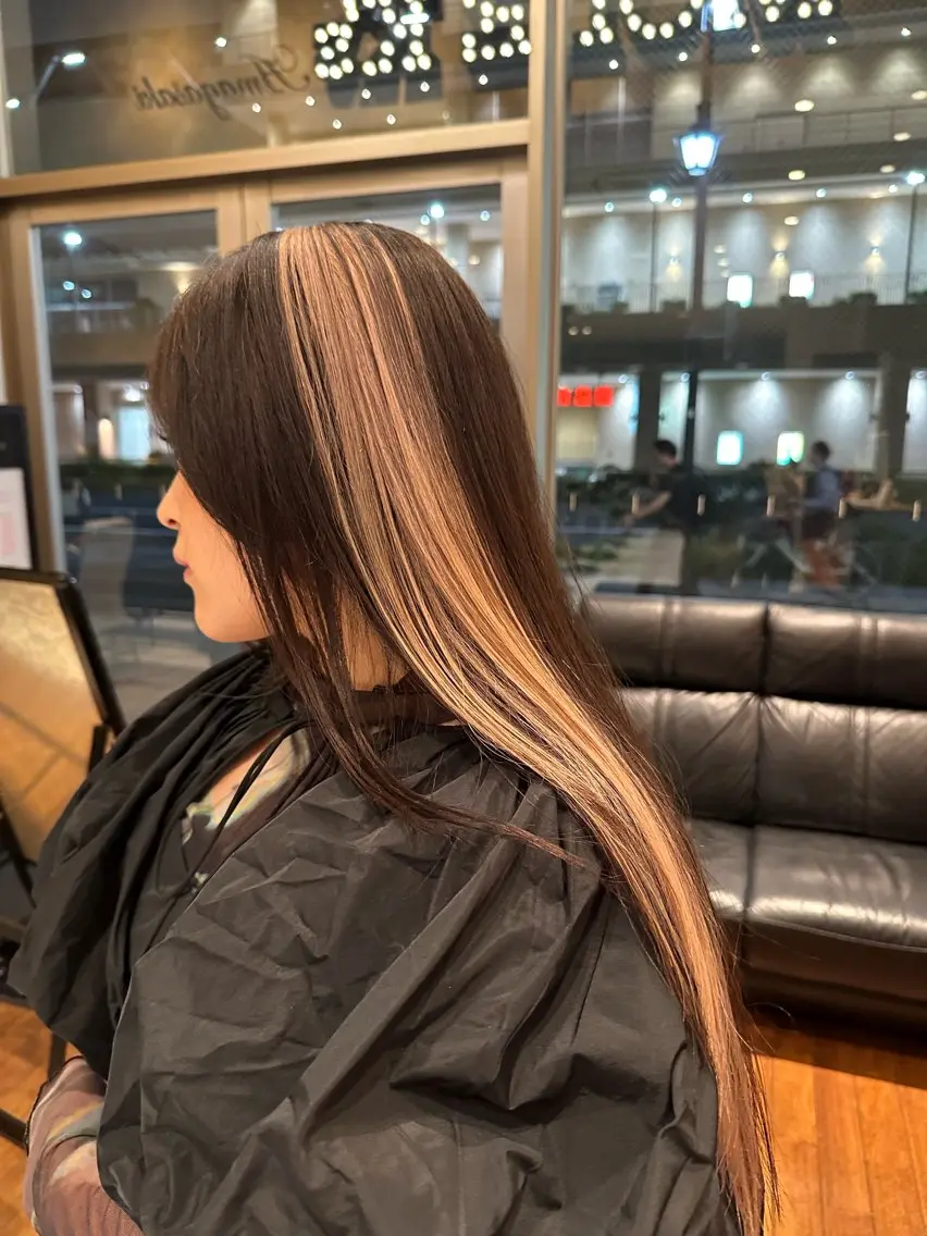 ロング カラー ルナ|縮毛矯正 ×デザインカラー🥝のヘアスタイル