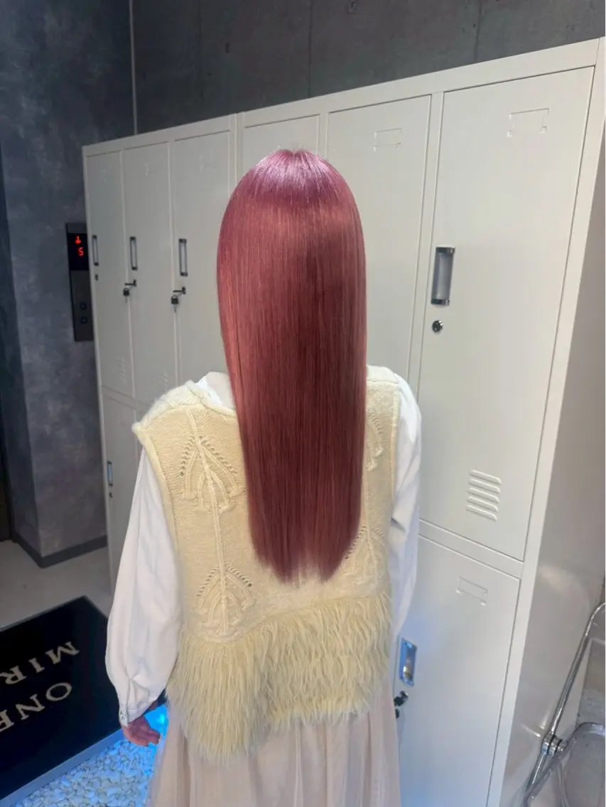 ロング カラー 🌈推し活ハイトーン 🩵荒川結星のヘアスタイル