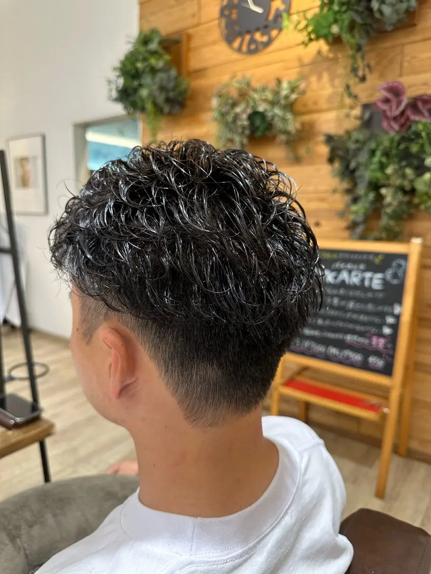 ショート メンズ メンズパーマ Gen【清洲美容師】 hanareのヘアスタイル
