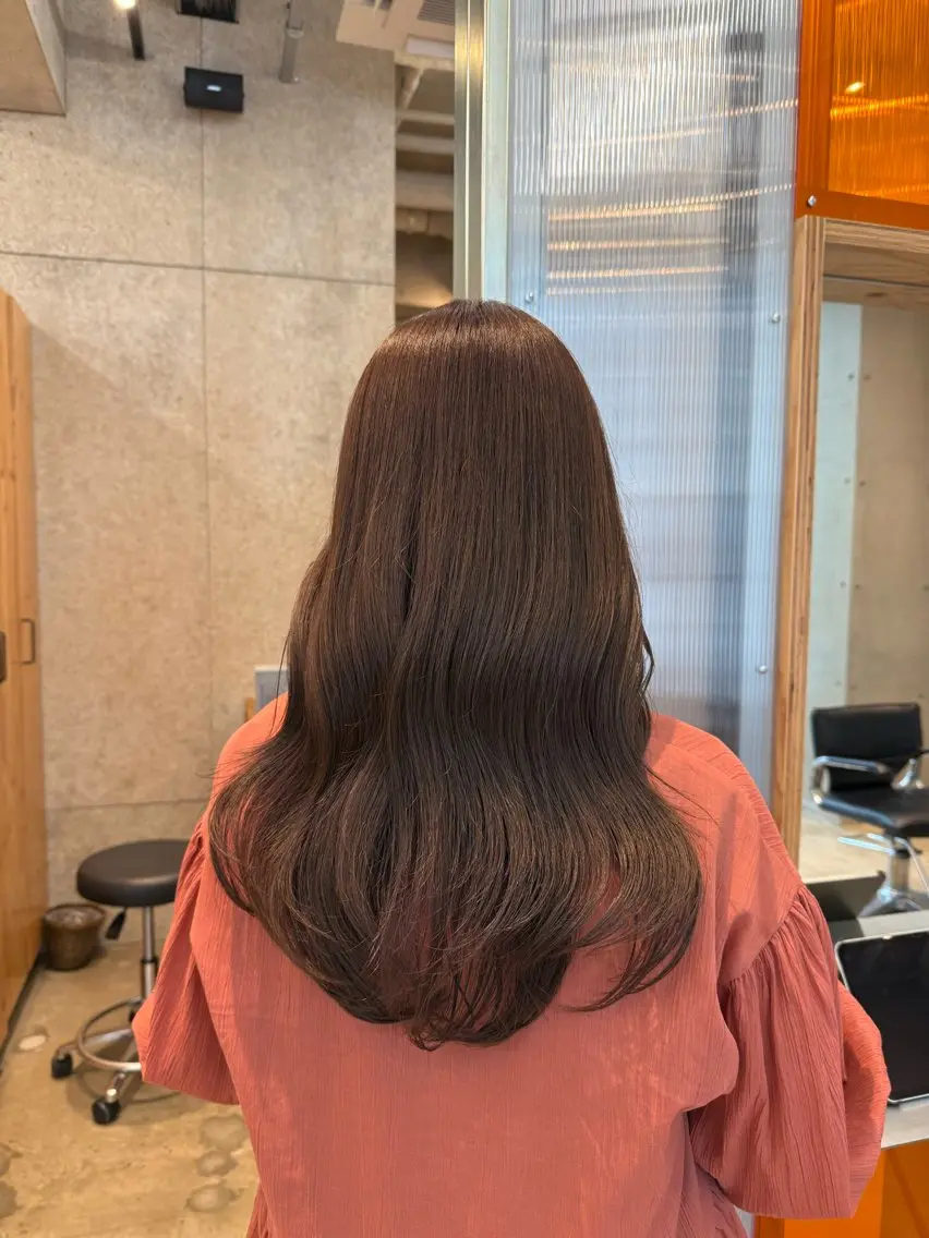 ロング カラー ヘアアレンジ ブラウンカラー チョコレートブラウン カット ヘアカラー トリートメント REONA🪽✨薬院 レイヤーカット🫧のヘアスタイル