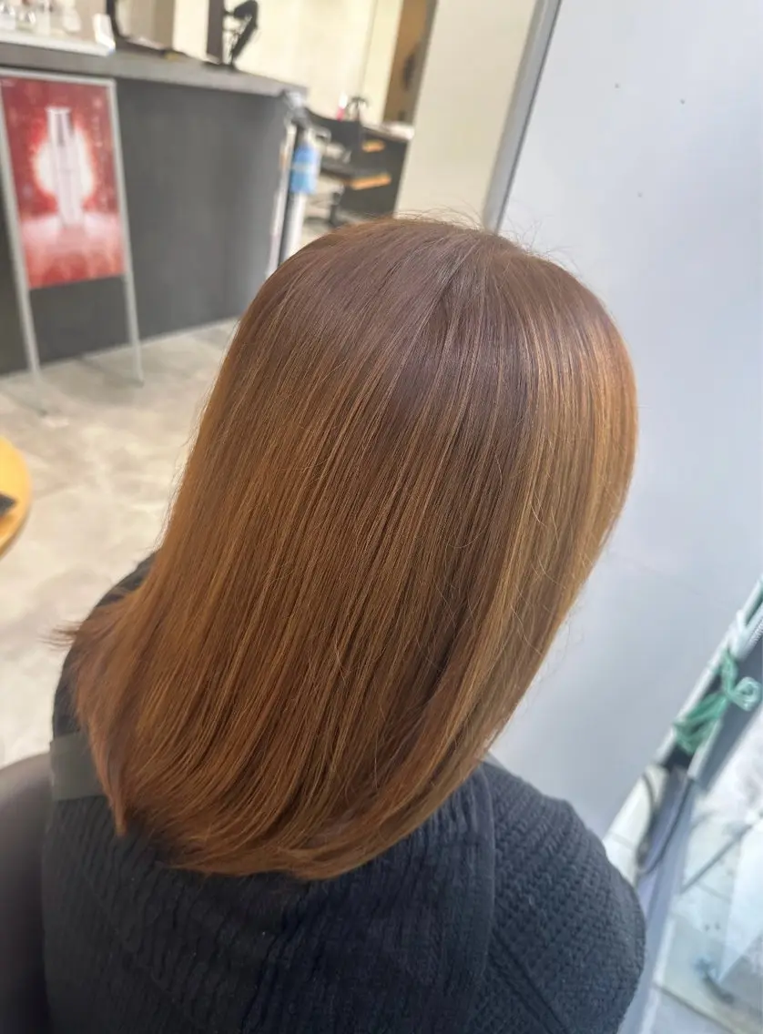 ミディアム ヘアカラー トリートメント 𝑴𝒐𝒓𝒊‎‪ /髪質改善/艶髪🖤のヘアスタイル