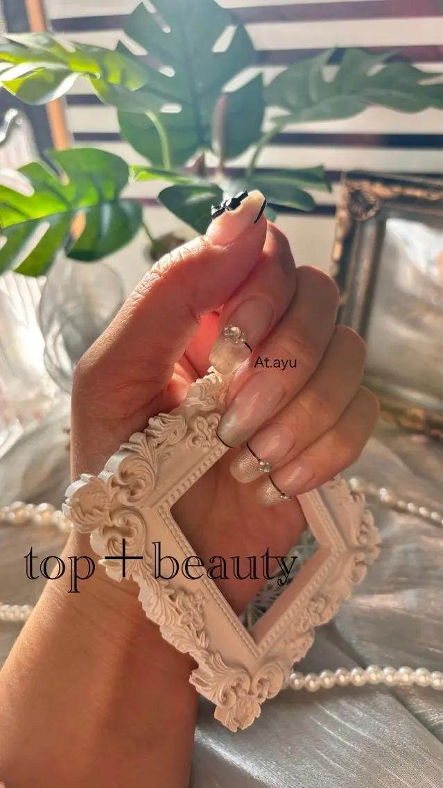 ネイル キラキラネイル マグネットネイル T + B ❇︎ ayuのネイルデザイン