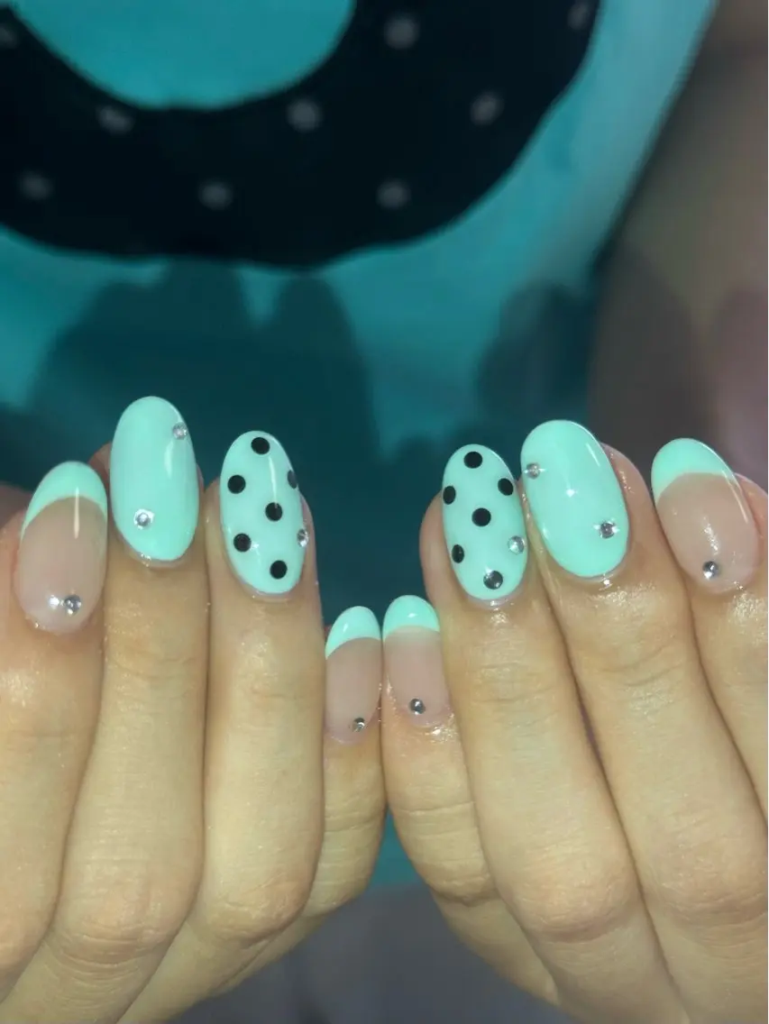 ネイル ハンドネイル ハンドケア Schon saki🐾のネイルデザイン