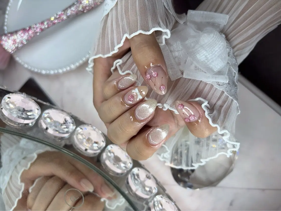 ネイル 24時まで❤︎韓国、 ワンホンネイルのネイルデザイン