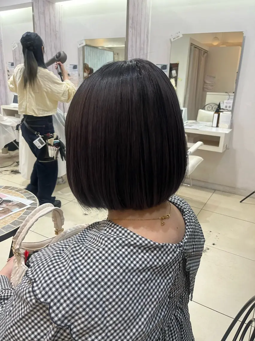 ミディアム カラー 黒髪 ブリーチ ラベンダーカラー カット ヘアカラー 🤎ベージュカラー/ 髪質改善/山岸🤎のヘアスタイル