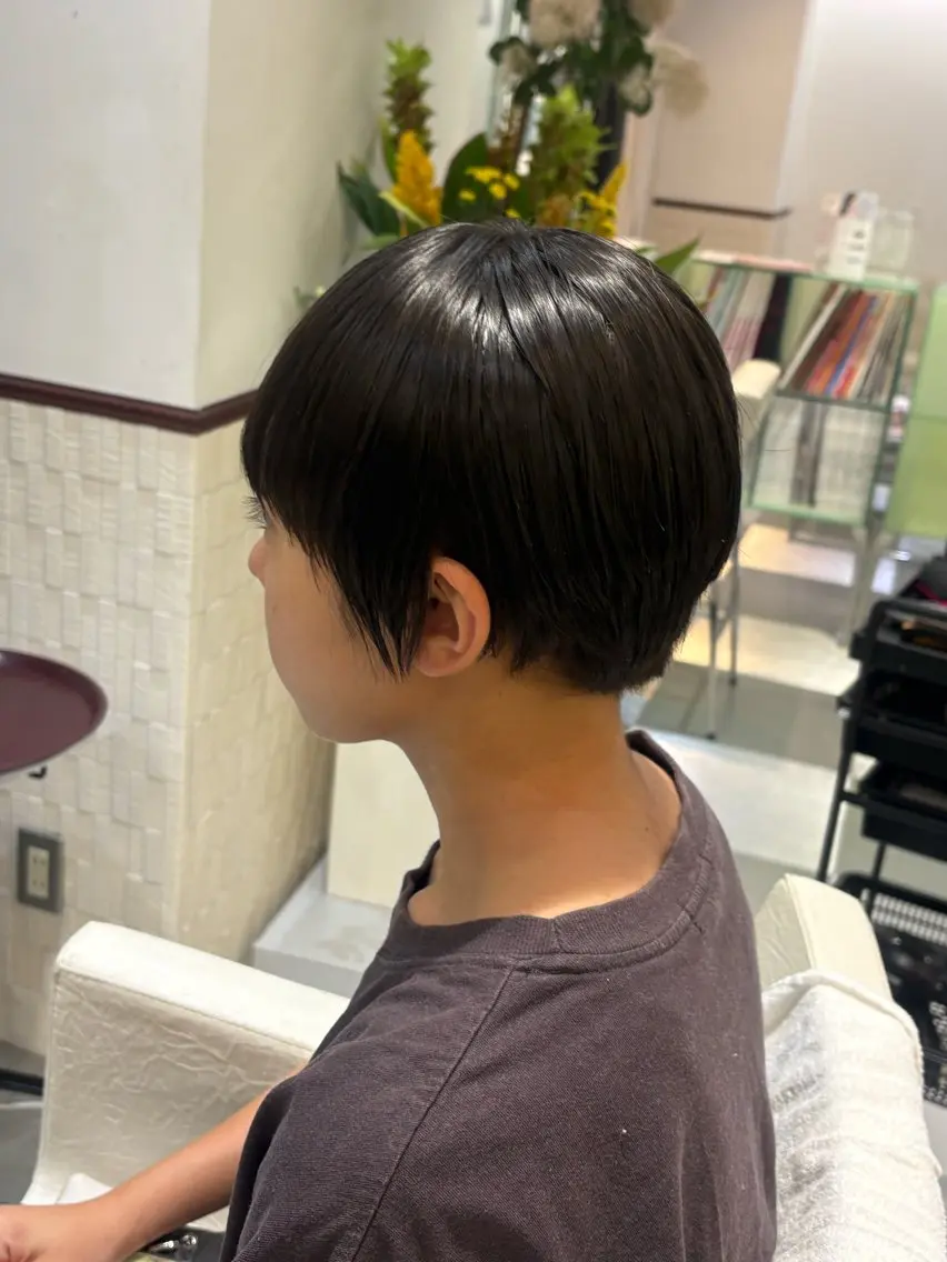 ショート ショートヘア カット 緑川 瑠奈のヘアスタイル