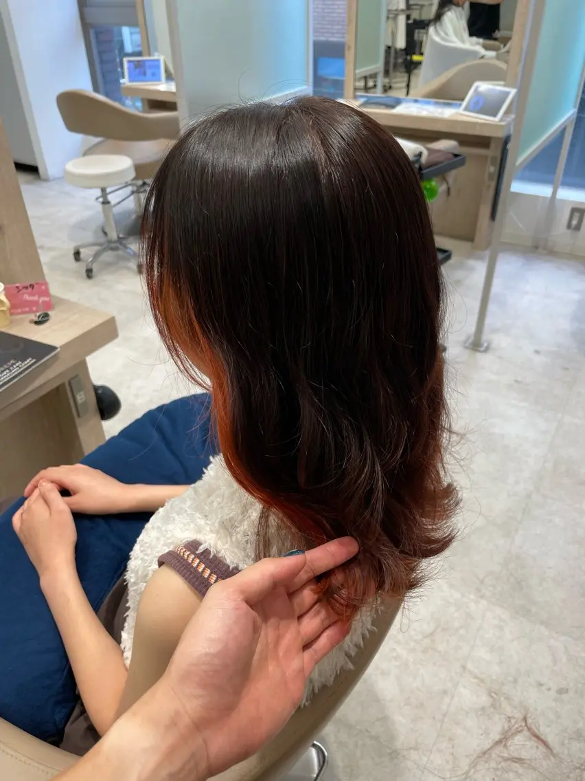 セミロング カラー オレンジ カット ヘアカラー トリートメント EARTH菊名店👾 ひらのすぐるのヘアスタイル