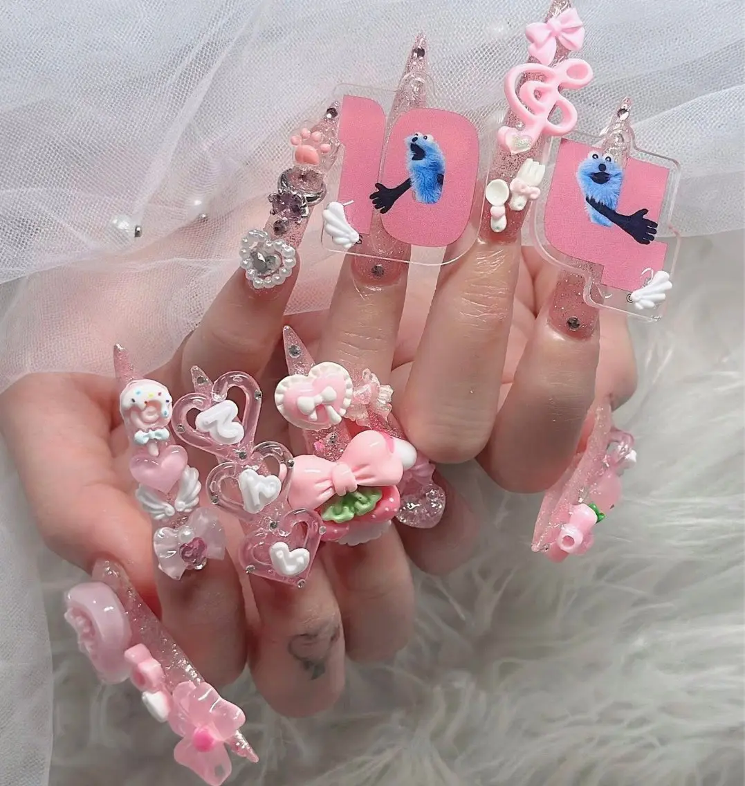 ネイル オーロラネイル フレンチネイル グラデーション ハロウィン 氷ネイル・うるうるネイル ハンドネイル H.baby Nail Salonのネイルデザイン