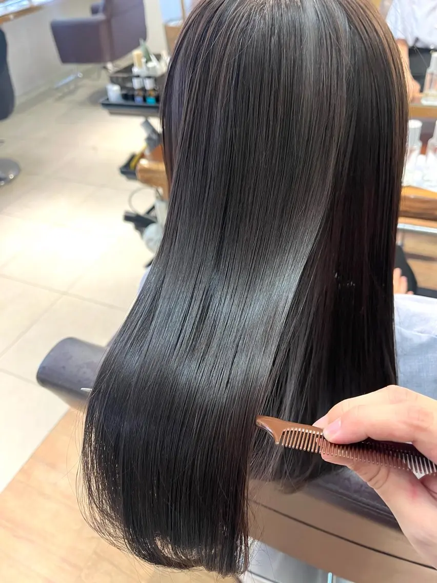 ロング カラー 髪質改善 トリートメント ヘアカラー トリートメント 透明感カラー/ 髪質改善/レイヤーのヘアスタイル