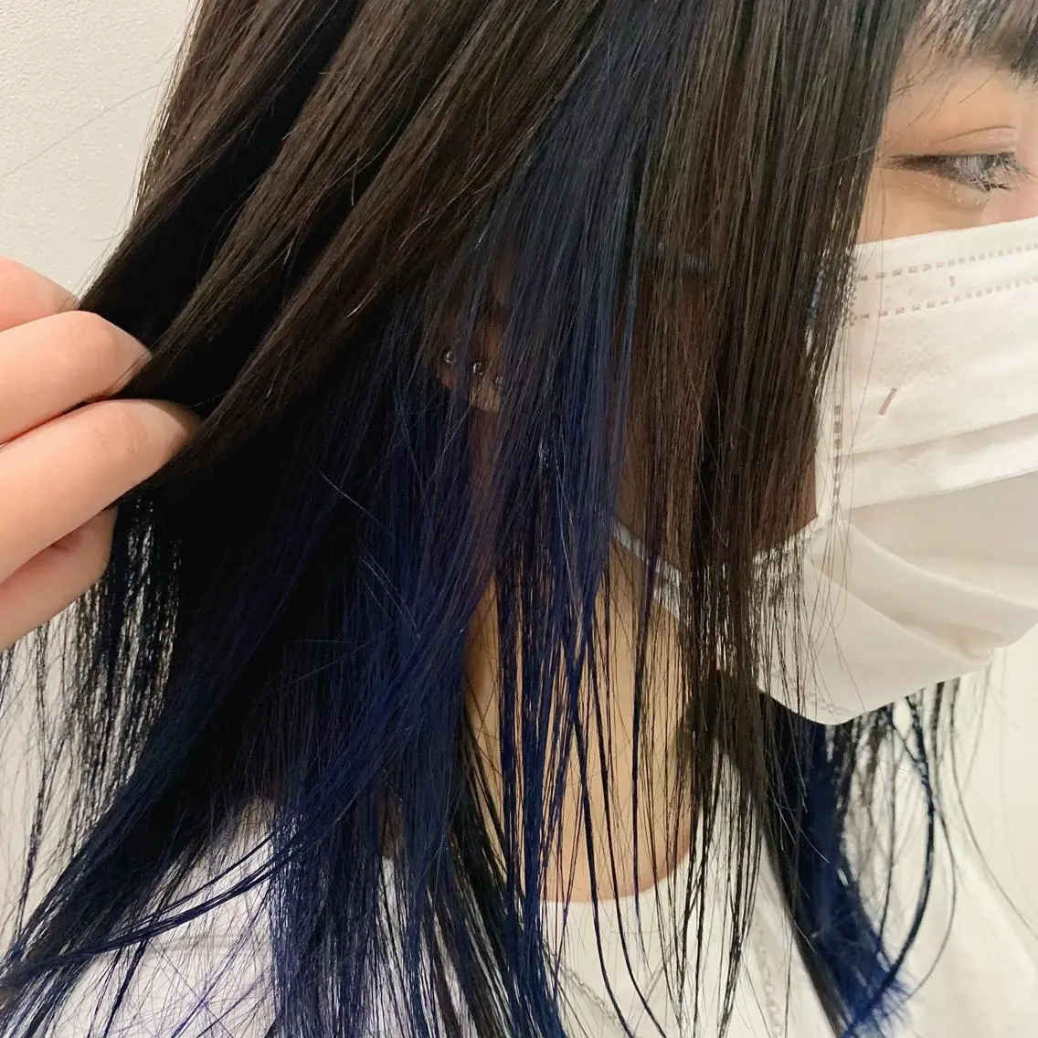 ロング カラー ヘアアレンジ ブルーカラー 松野 さくらのヘアスタイル