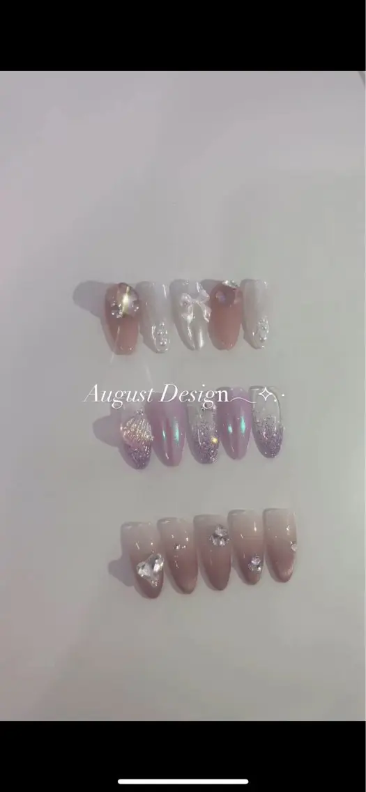 ネイル ジェルネイル キラキラネイル 韓国ネイル リボン ストーンネイル SOM NAILのネイルデザイン
