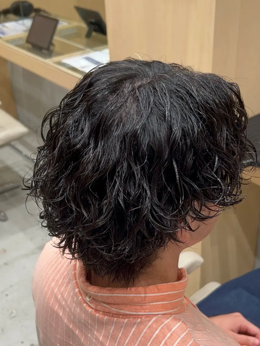 パーマ メンズ フェードカット メンズパーマ カット パーマ 🐲ツイスパ🐲 フェード/龍のヘアスタイル