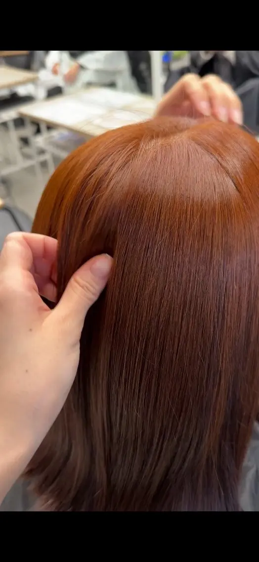 カラー ブリーチ ケアブリーチ デザインカラー ダブルカラー イヤリングカラー 酸性ストレート /ハイトーン/つばさのヘアスタイル