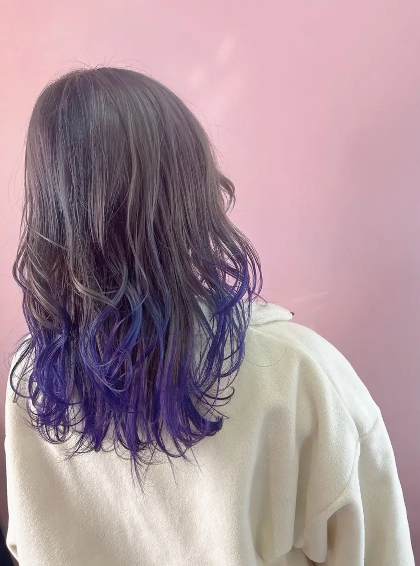 セミロング カット ヘアカラー トリートメント 大良 彩水のヘアスタイル