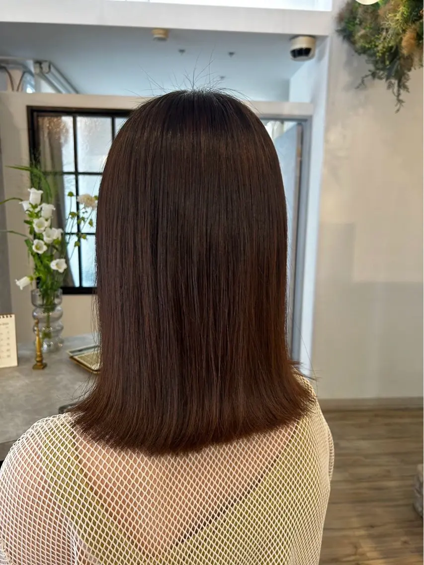 ミディアム 縮毛矯正 カット 縮毛矯正 sato ayaka |透明感カラー🫧のヘアスタイル