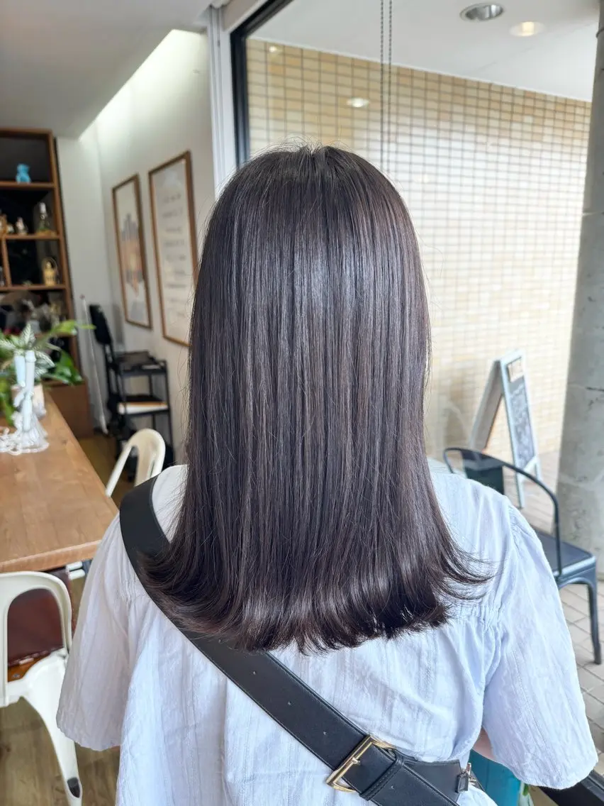 ロング カラー ヘアカラー トリートメント ツキダテ ユイのヘアスタイル
