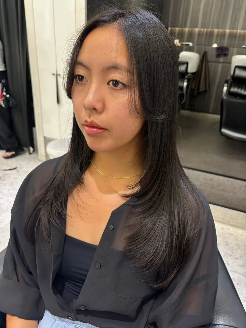 ロング 韓国風ヘア レイヤーカット 山田 ひかりのヘアスタイル