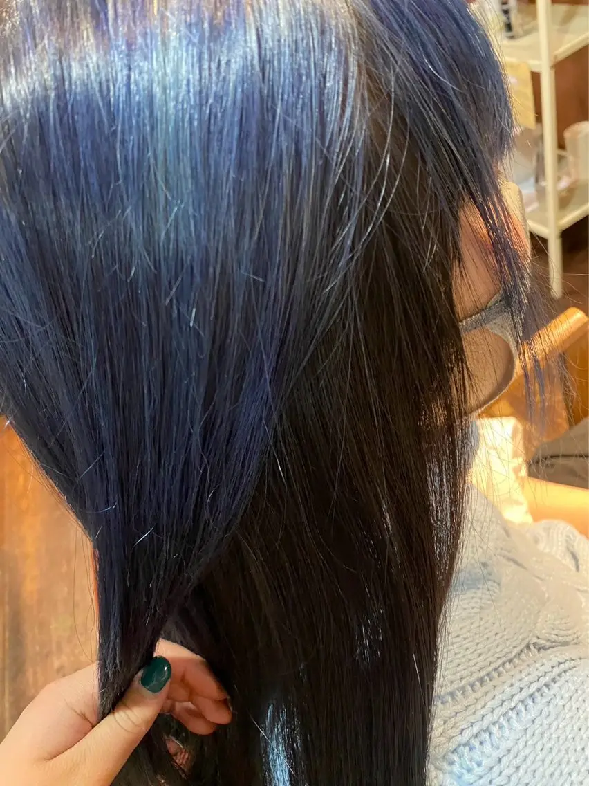 ロング カラー 谷 未来美のヘアスタイル