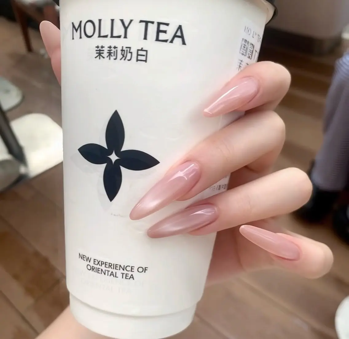 ネイル ハンドネイル H3 Nail Miniのネイルデザイン