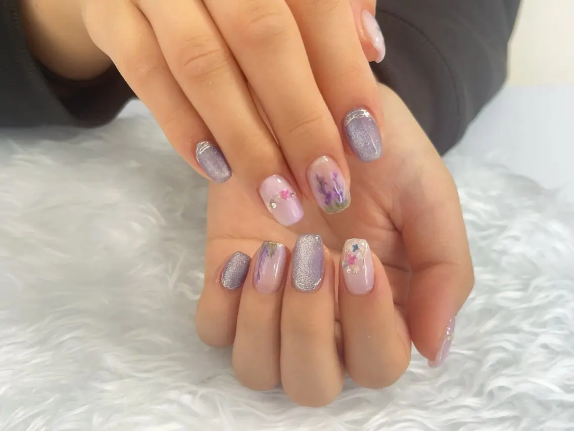 ネイル ハンドネイル プライベートサロン featherのネイルデザイン