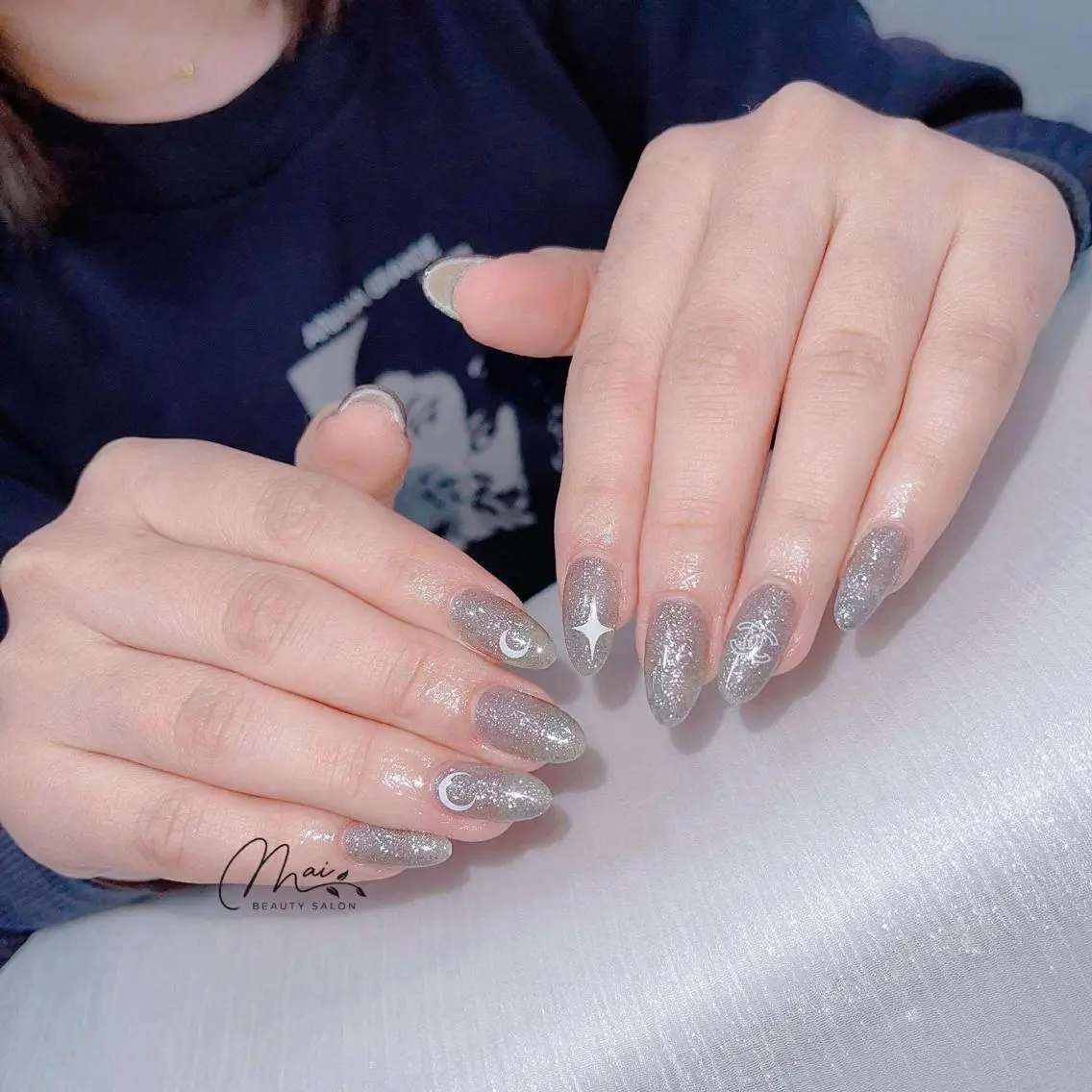 ネイル オーロラネイル 長さ出し フラッシュネイル フレンチネイル ジェルネイル MaiBeauty Niのネイルデザイン