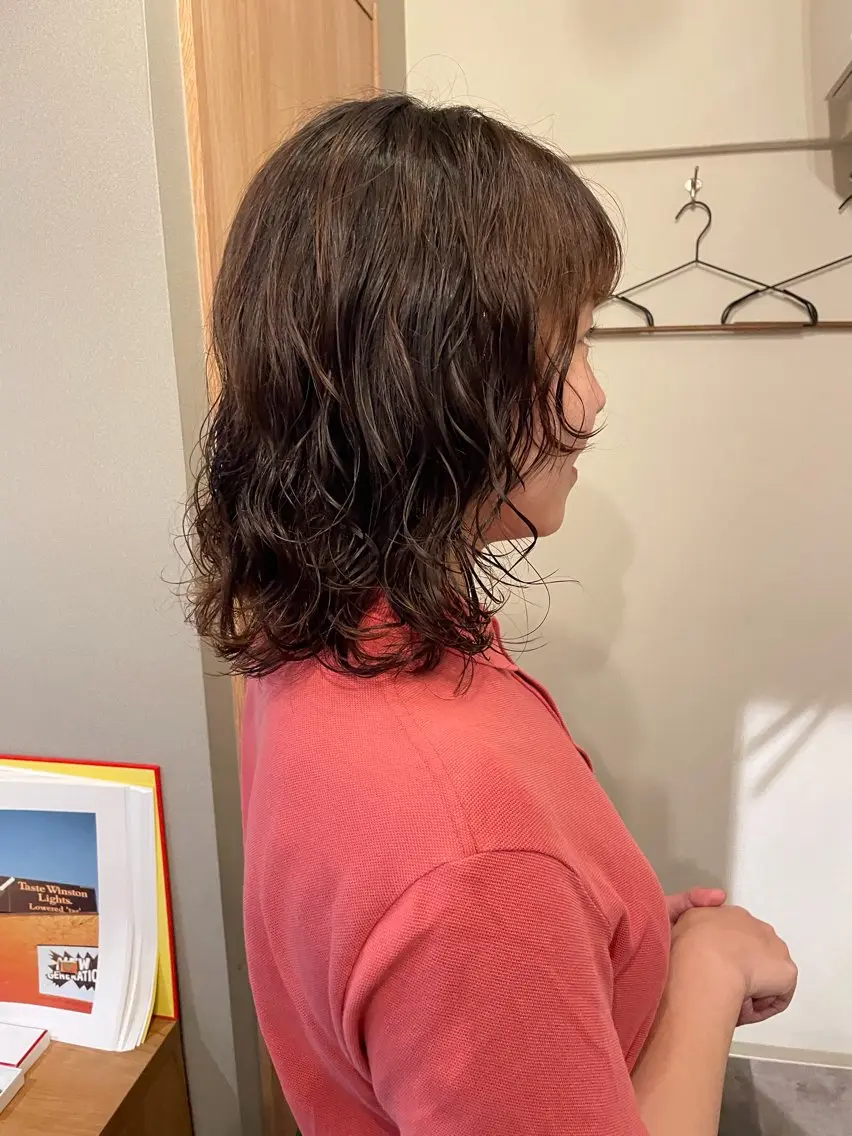 ミディアム カラー パーマ 土川 陽菜のヘアスタイル