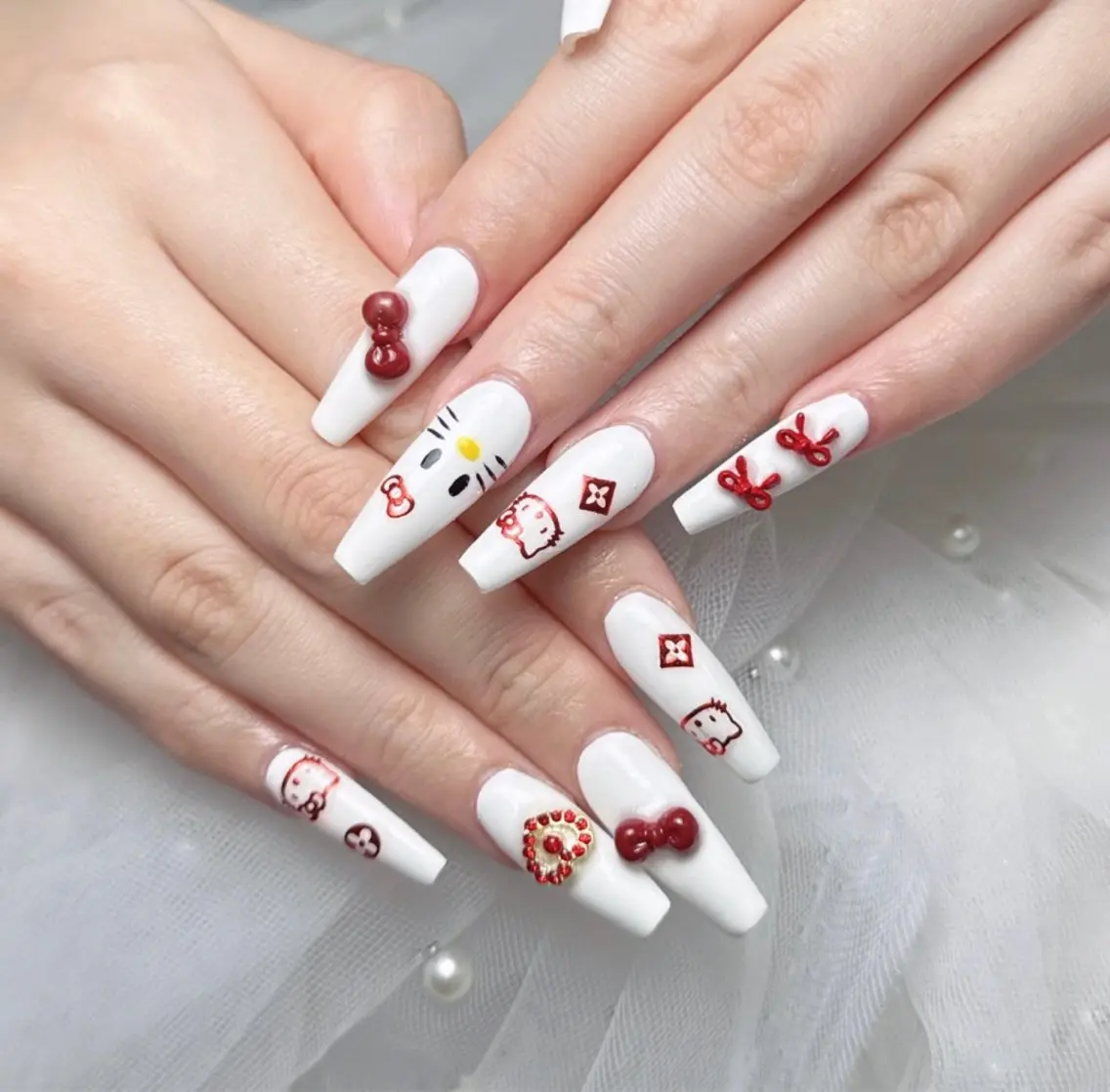 セミロング Pio Mielのネイルデザイン