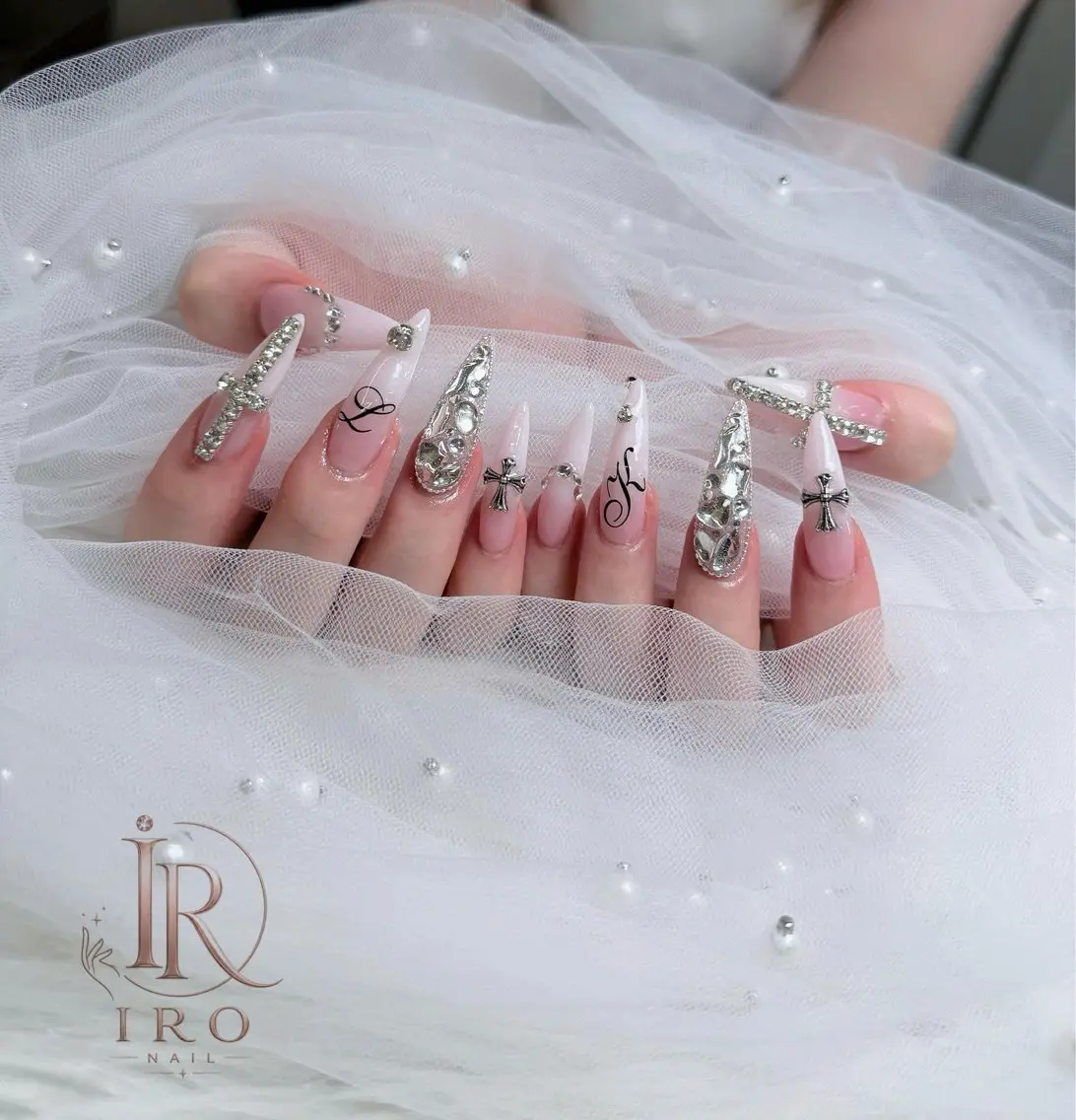 ネイル ハンドネイル IRO NAIL FUNABASHIのネイルデザイン