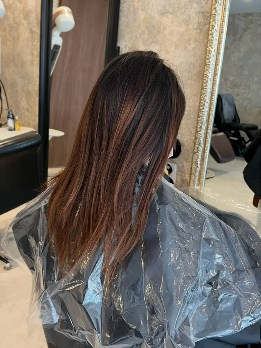 ロング エクステ 髪質改善 カット ヘアカラー トリートメント エクステ マテリアル 中央駅店のヘアスタイル