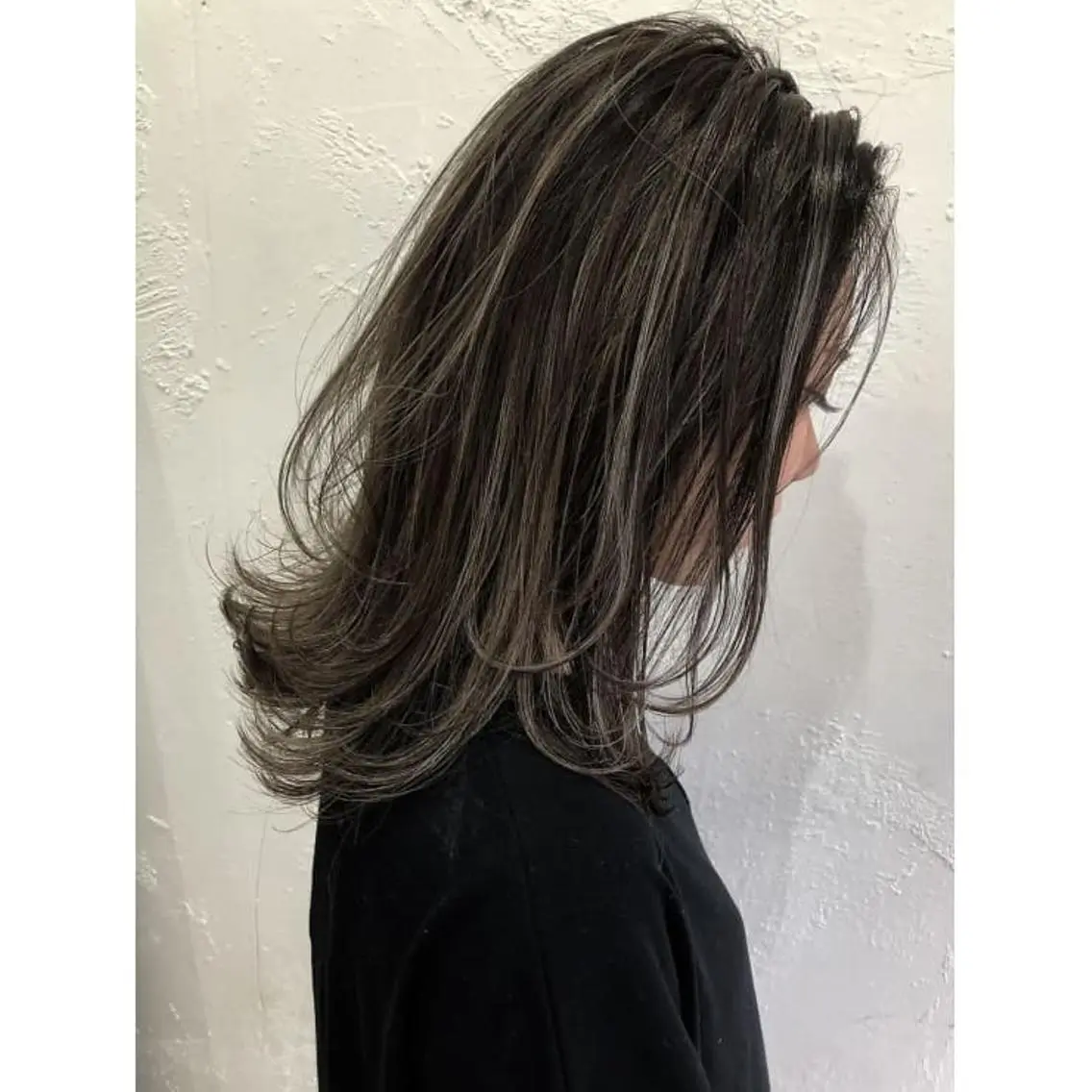ミディアム カット ヘアカラー トリートメント Ryo ／透明感カラーのヘアスタイル