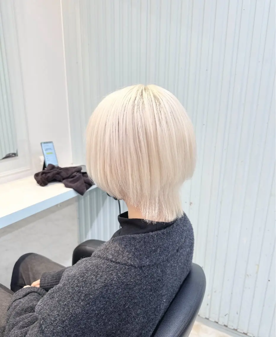 ショート カラー ヘアカラー ヘッドスパ ヘアセット 🪄池袋ハイトーン 🪄ブリーチカラーのヘアスタイル