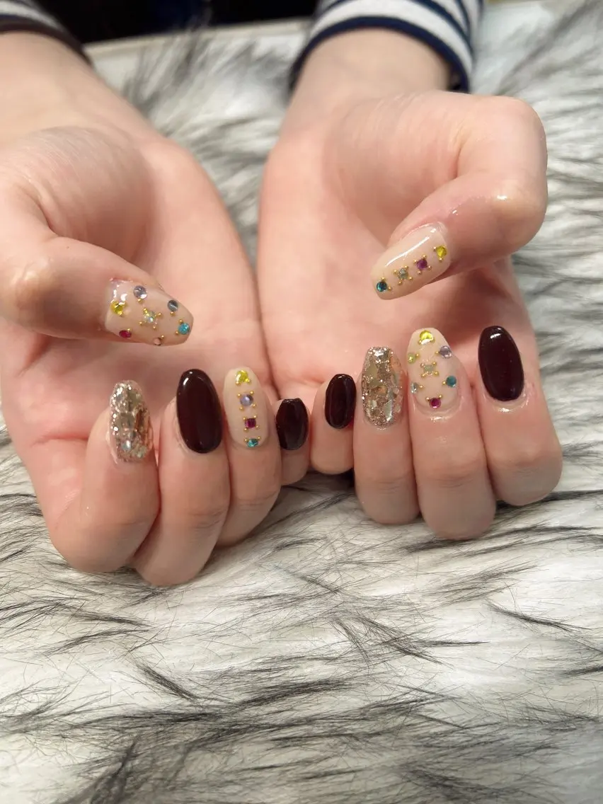 ネイル キラキラネイル ストーンネイル nail salon angeのネイルデザイン