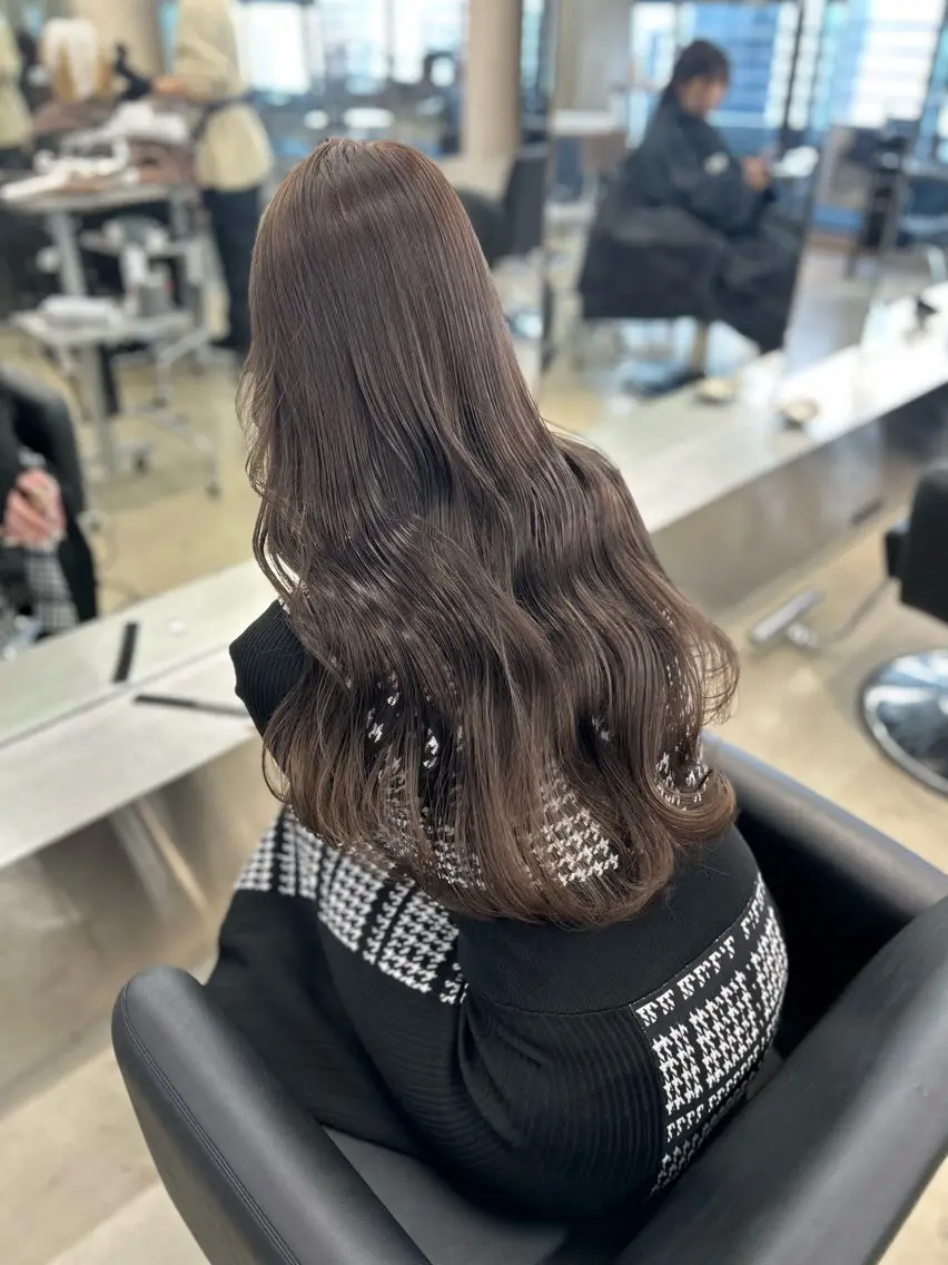 ロング カラー アッシュ ベージュカラー 黒髪 ブリーチ ダブルカラー 渋谷/原宿♡PELE 縮毛矯正/ストレートのヘアスタイル