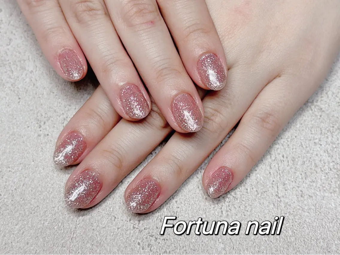 ネイル Nail •Head スパFortunaのネイルデザイン
